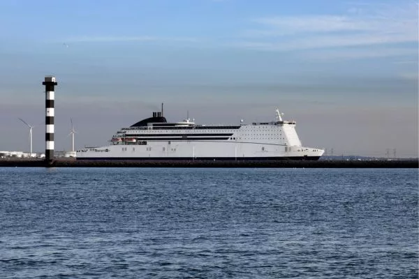 P&O Rotterdam Hull